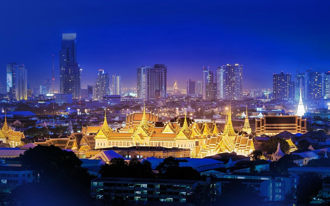 Обои ночь, огни, таиланд, бангкок, большой дворец, night, lights, thailand, bangkok, the grand palace разрешение 1920x1080 Загрузить