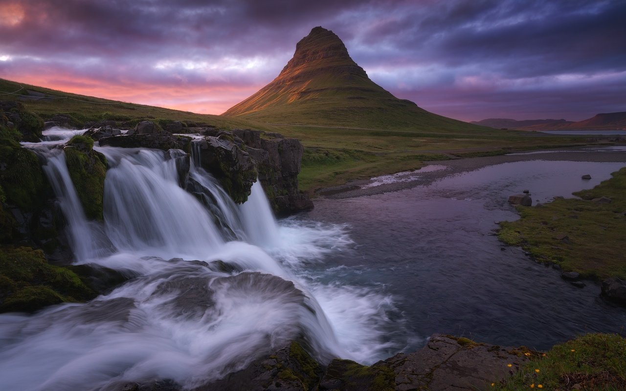 Обои горы, водопад, вулкан, исландия, mountains, waterfall, the volcano, iceland разрешение 2048x1298 Загрузить