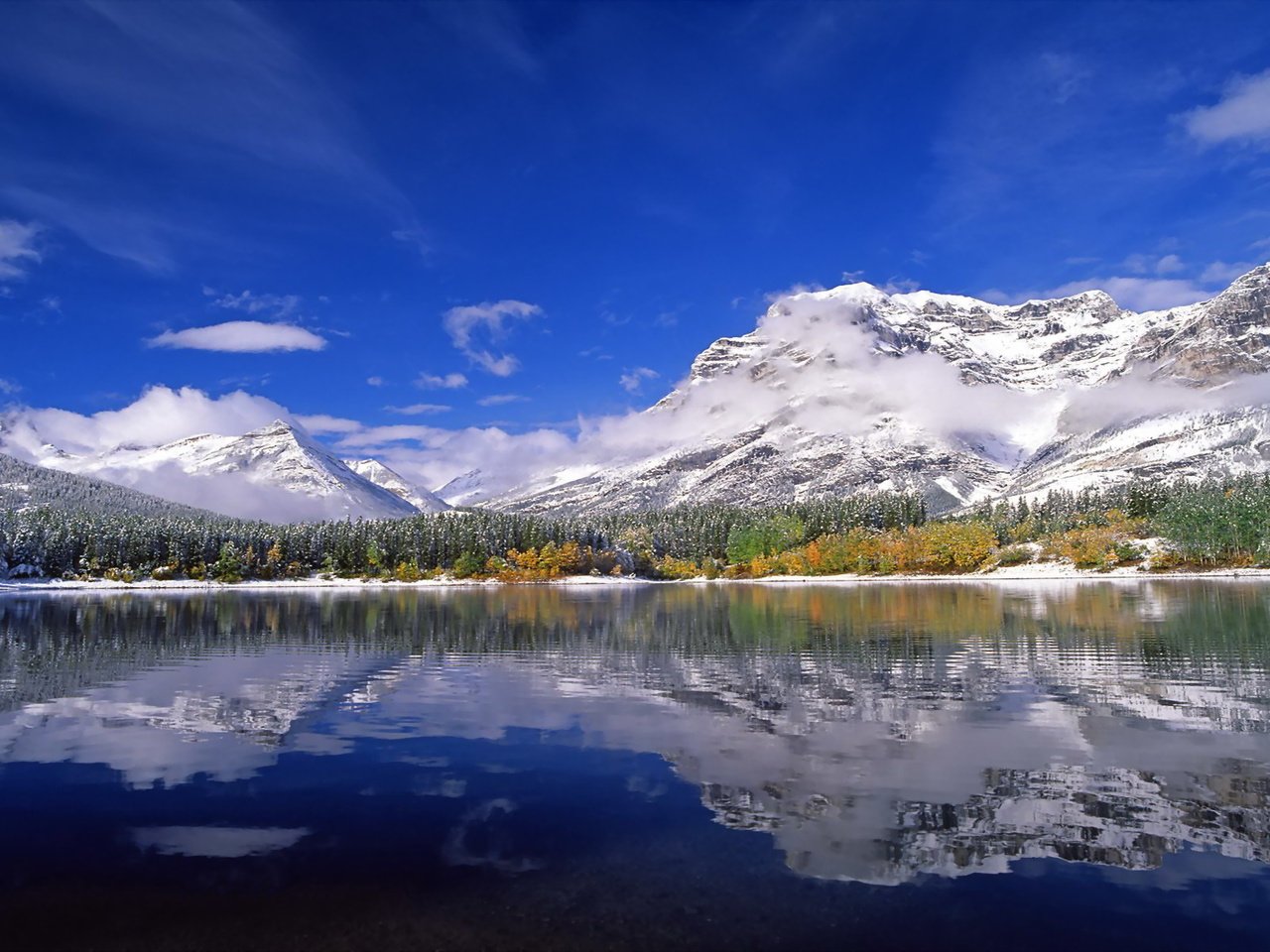 Обои горы, снег, вершины, горное озеро, mountains, snow, tops, mountain lake разрешение 1920x1200 Загрузить