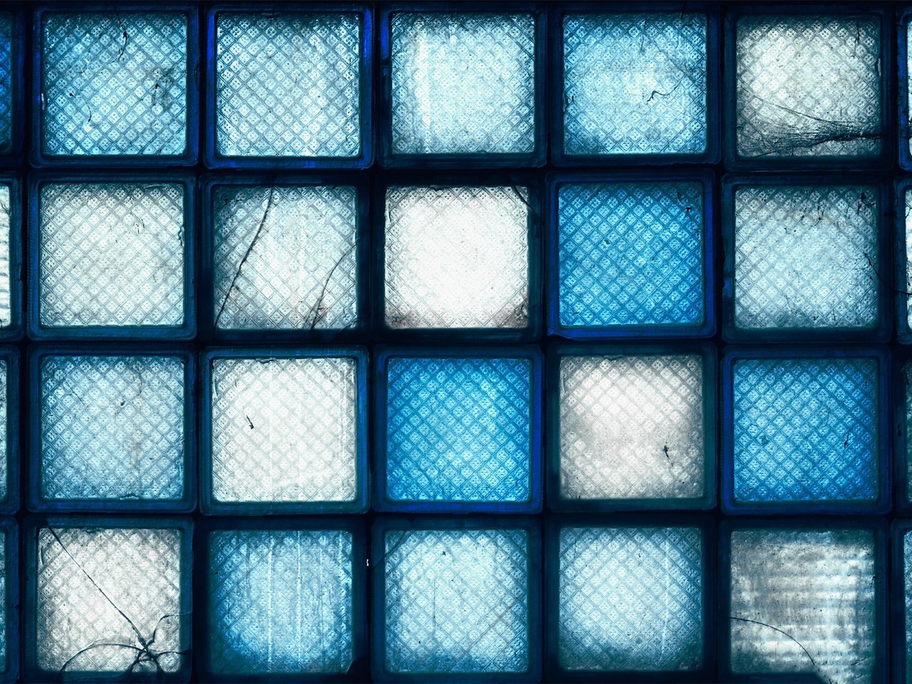 Обои квадраты, стекло, расцветка, голубая, стеклянные кирпичи, squares, glass, colors, blue, glass bricks разрешение 1920x1080 Загрузить