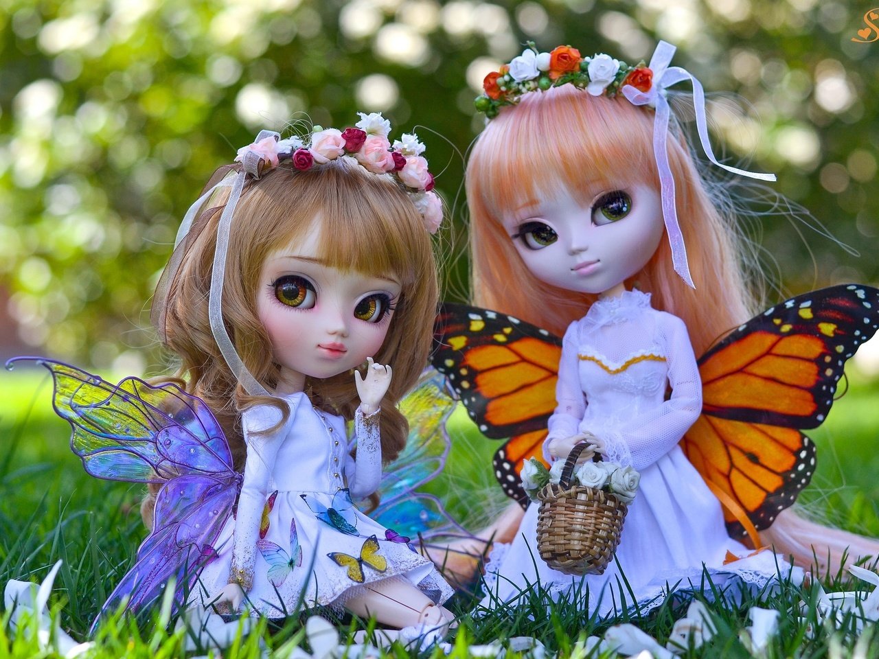Обои крылья, фея, девочки, венок, куклы, wings, fairy, girls, wreath, doll разрешение 2025x1332 Загрузить