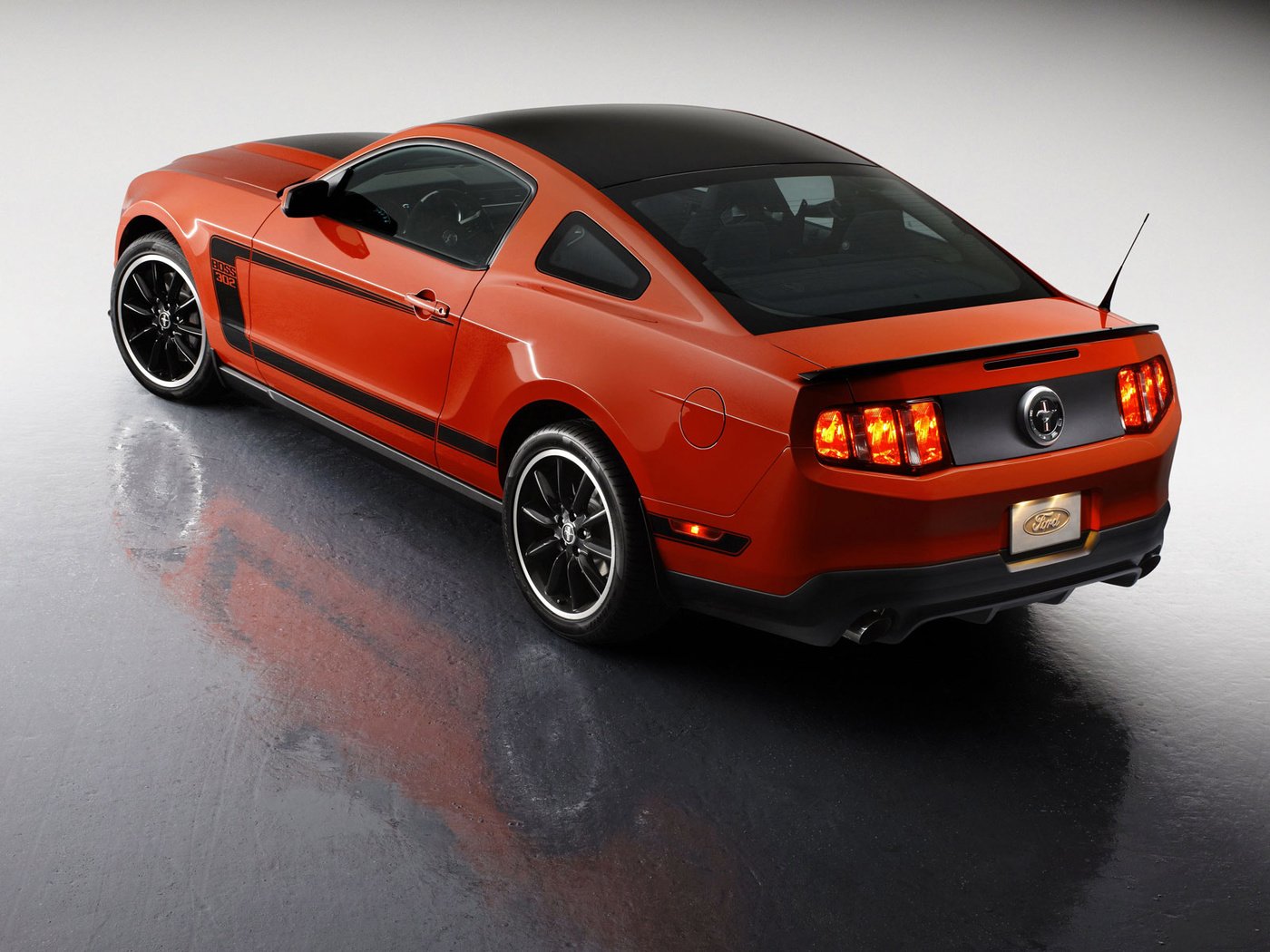 Ford Mustang Boss 302 2011