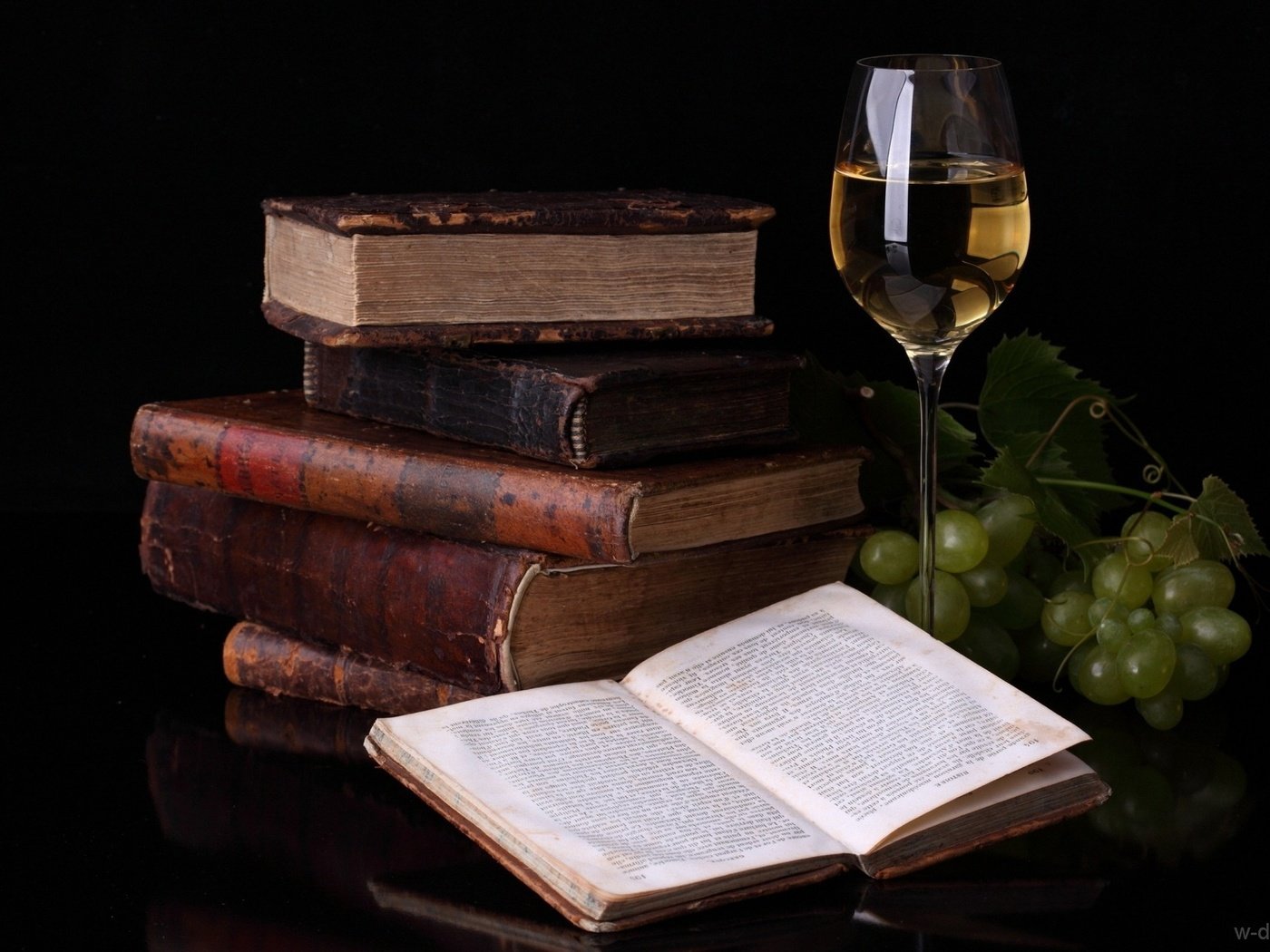 Обои отражение, виноград, книги, бокал, вино, белое, натюрморт, reflection, grapes, books, glass, wine, white, still life разрешение 1920x1280 Загрузить