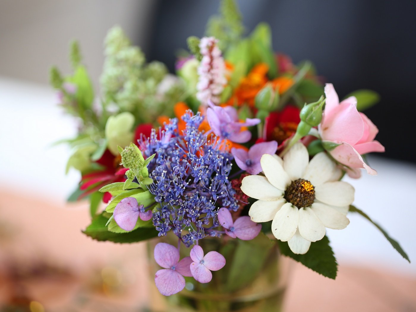 Обои цветы, букет, боке, flowers, bouquet, bokeh разрешение 3840x2560 Загрузить