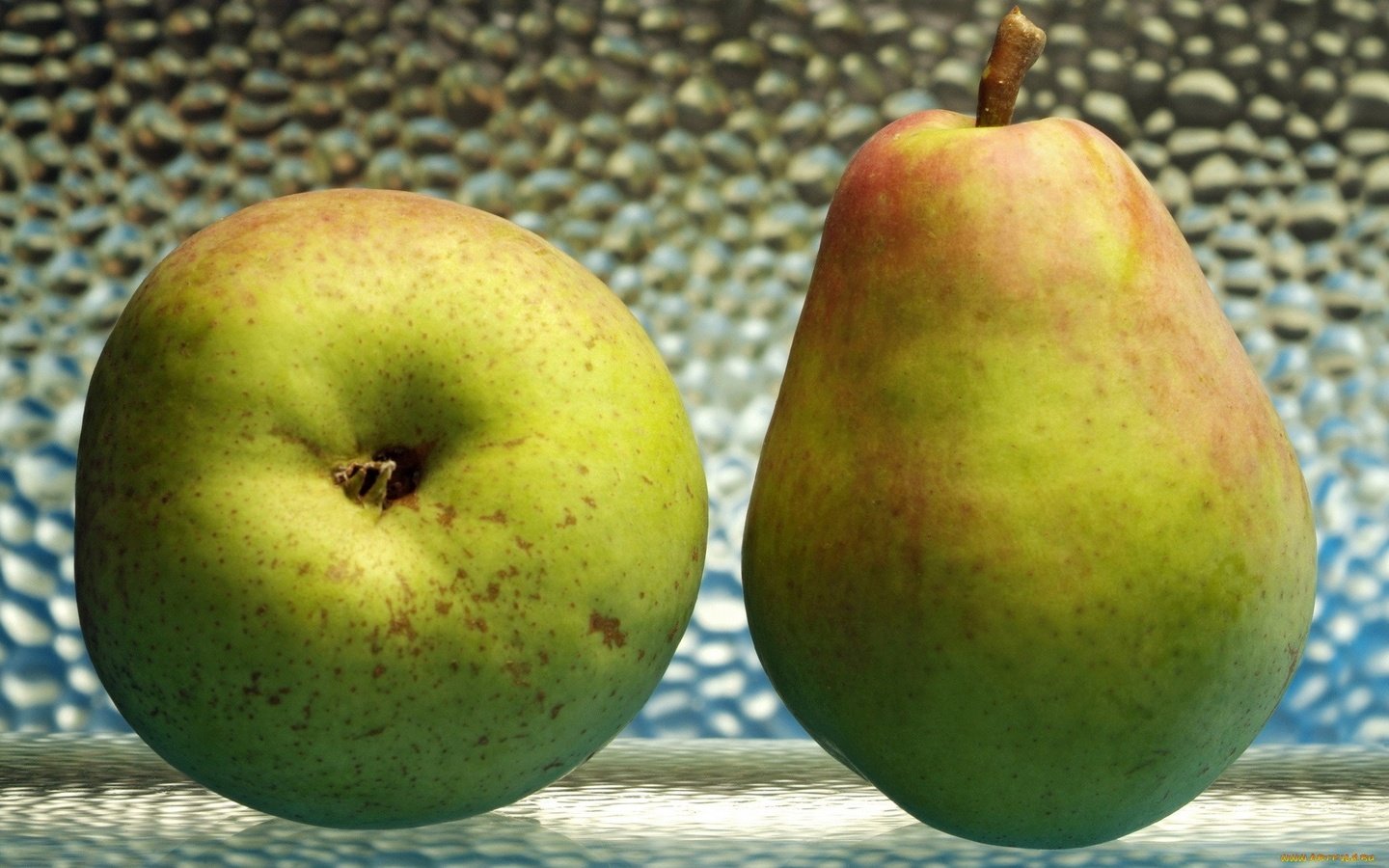 Обои фрукты, груши, pears, две груши, fruit, pear, two pears разрешение 1920x1200 Загрузить