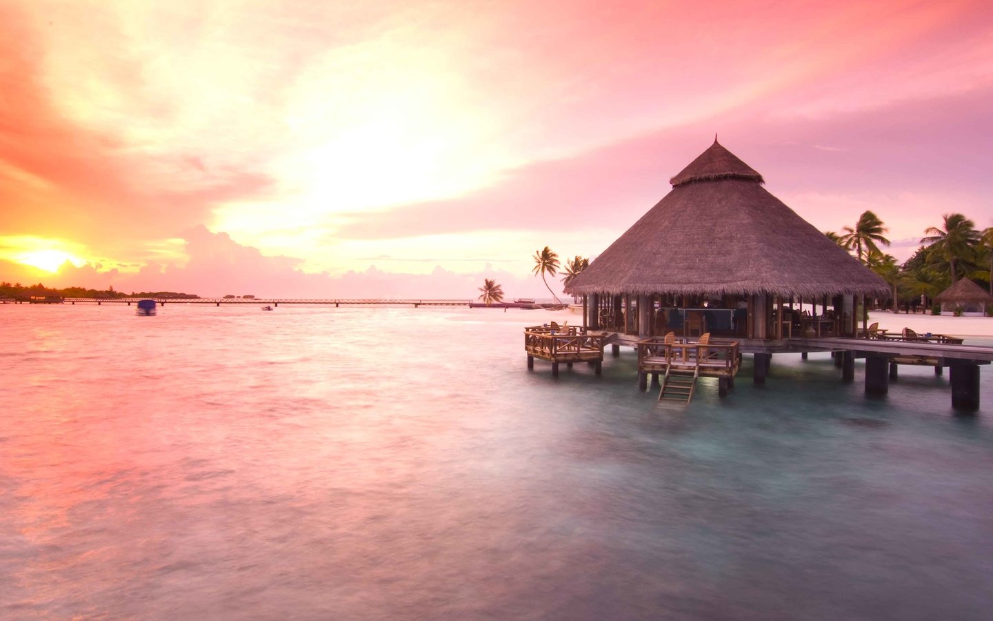 Обои закат, бунгало, тропики, мальдивы, sunset, bungalow, tropics, the maldives разрешение 4228x2732 Загрузить