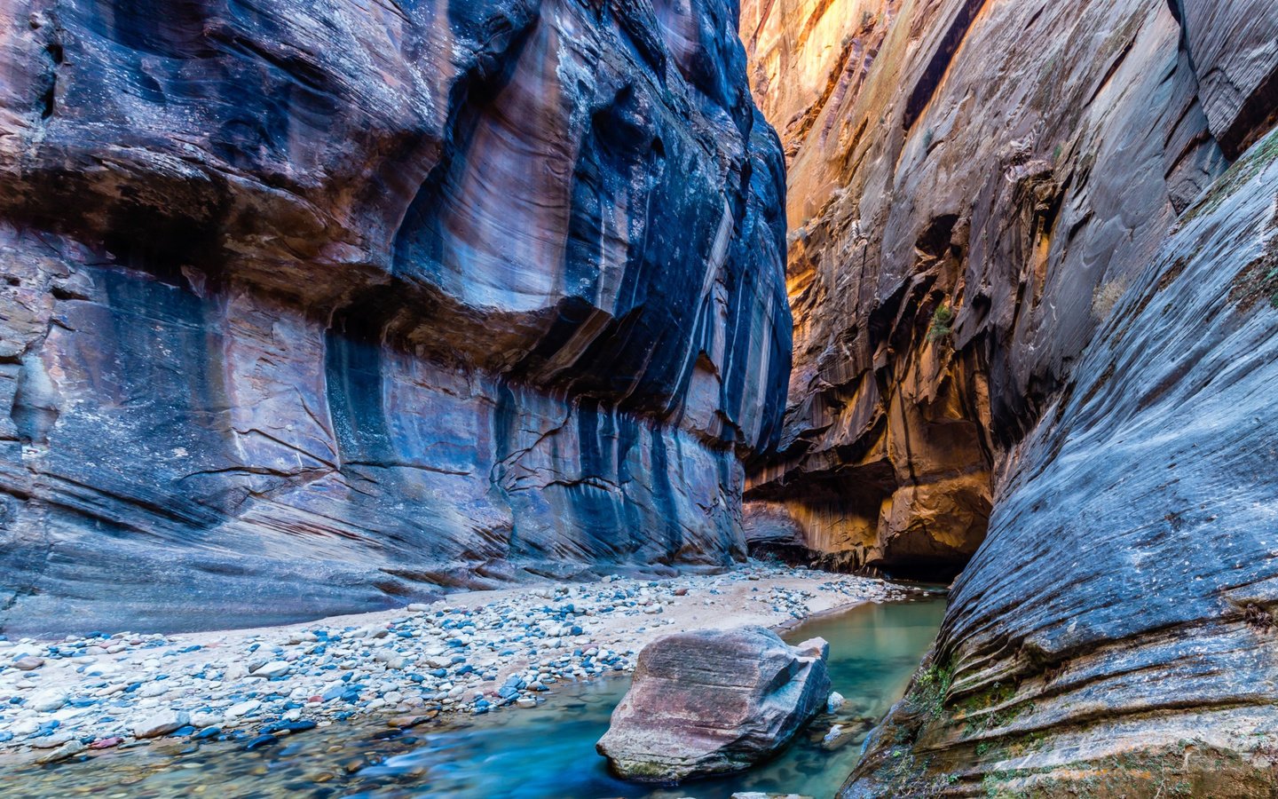 Обои скала, ручей, сша, ущелье, zion national park, the narrows, rock, stream, usa, gorge разрешение 2329x1451 Загрузить