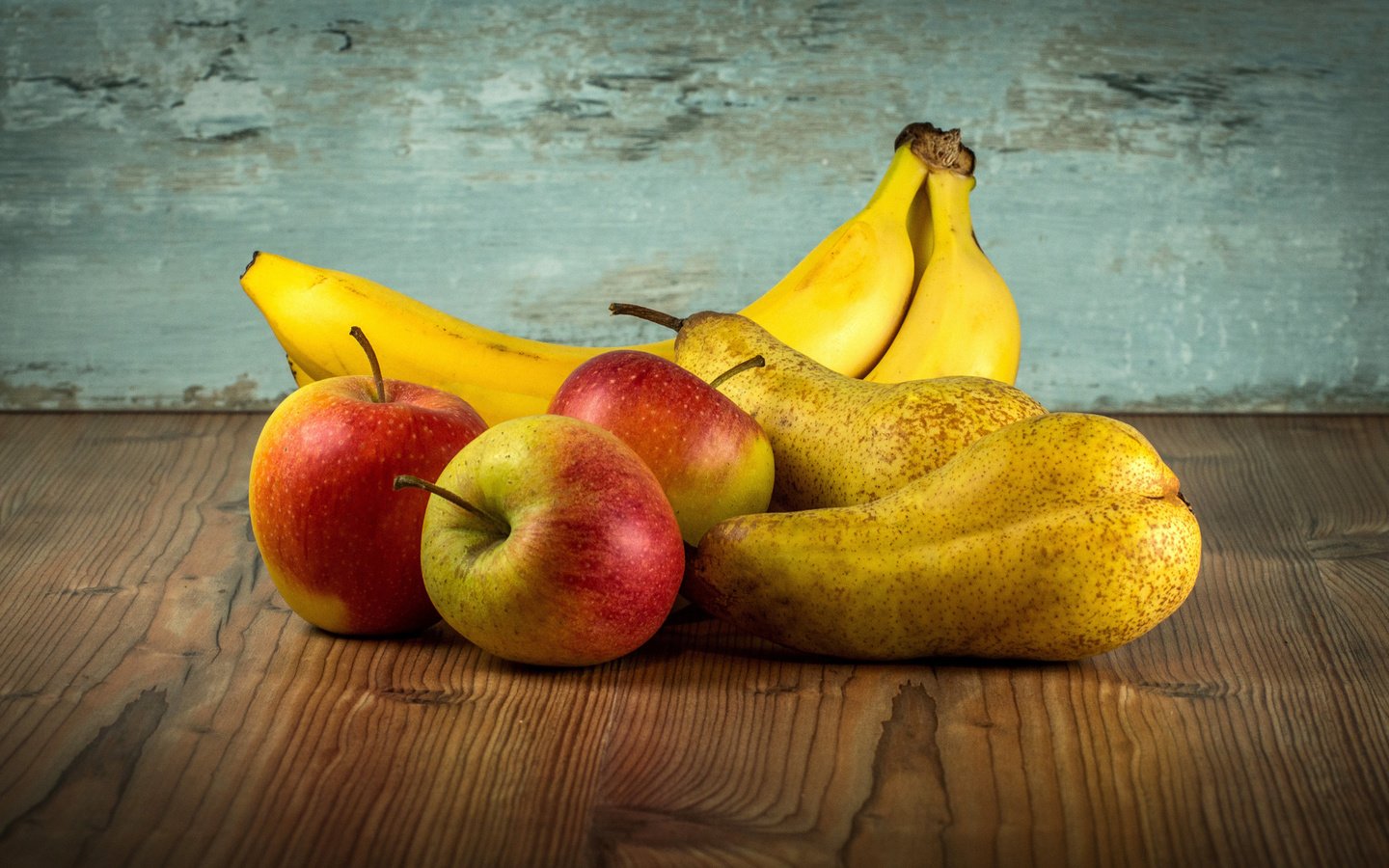Обои фрукты, яблоки, бананы, груши, fruit, apples, bananas, pear разрешение 2880x1800 Загрузить