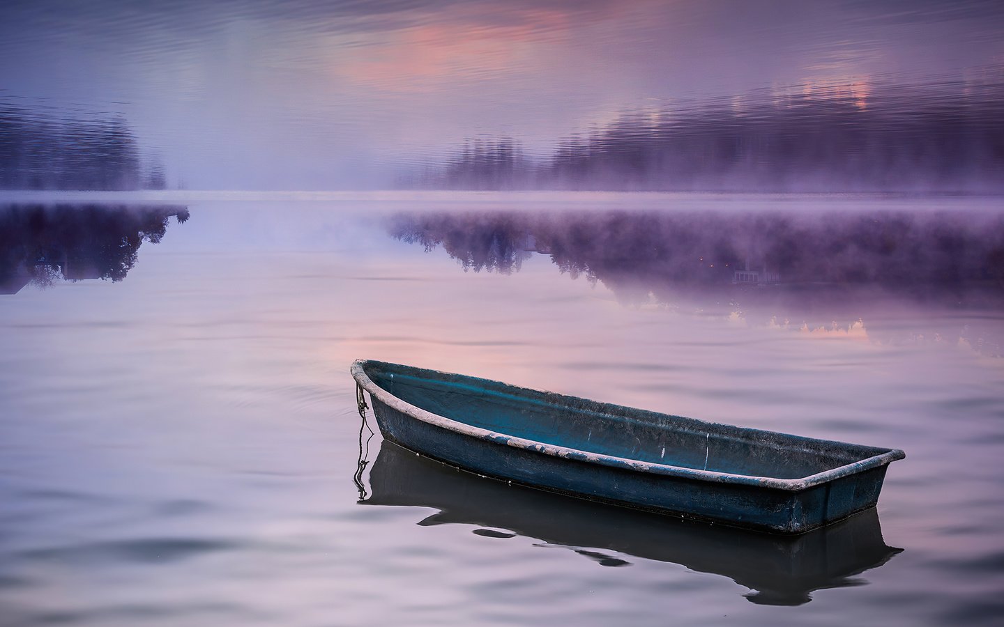 Обои озеро, природа, туман, лодка, lake, nature, fog, boat разрешение 3840x2160 Загрузить