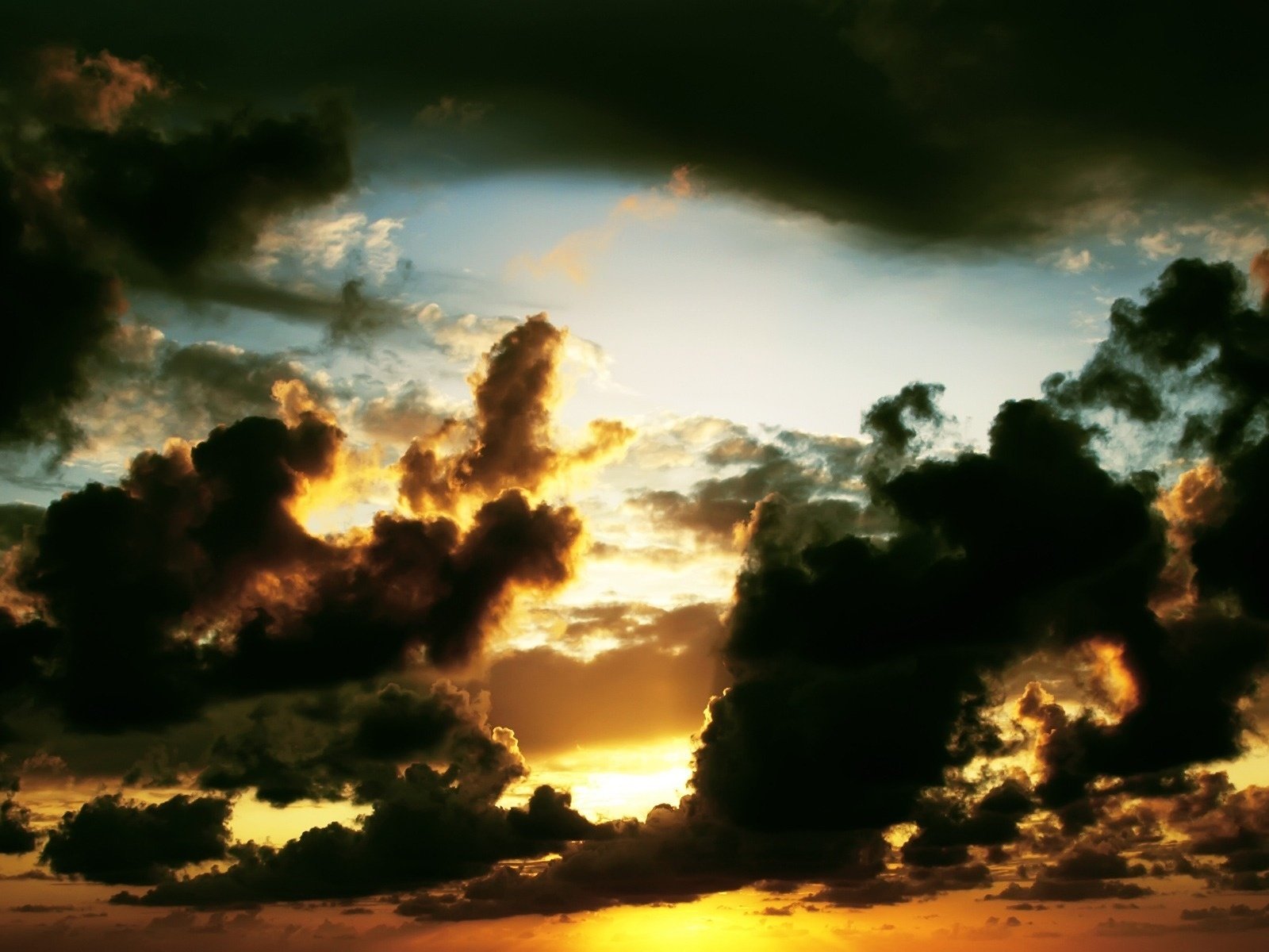 Обои небо, облака, тучи, пейзаж, солнечный свет, the sky, clouds, landscape, sunlight разрешение 1920x1200 Загрузить