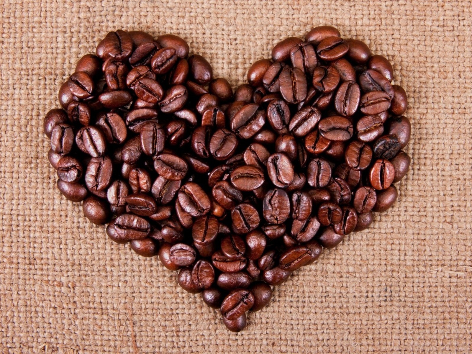 Обои зерна, кофе, сердце, любовь, ткань, кофейные, grain, coffee, heart, love, fabric разрешение 2560x1600 Загрузить