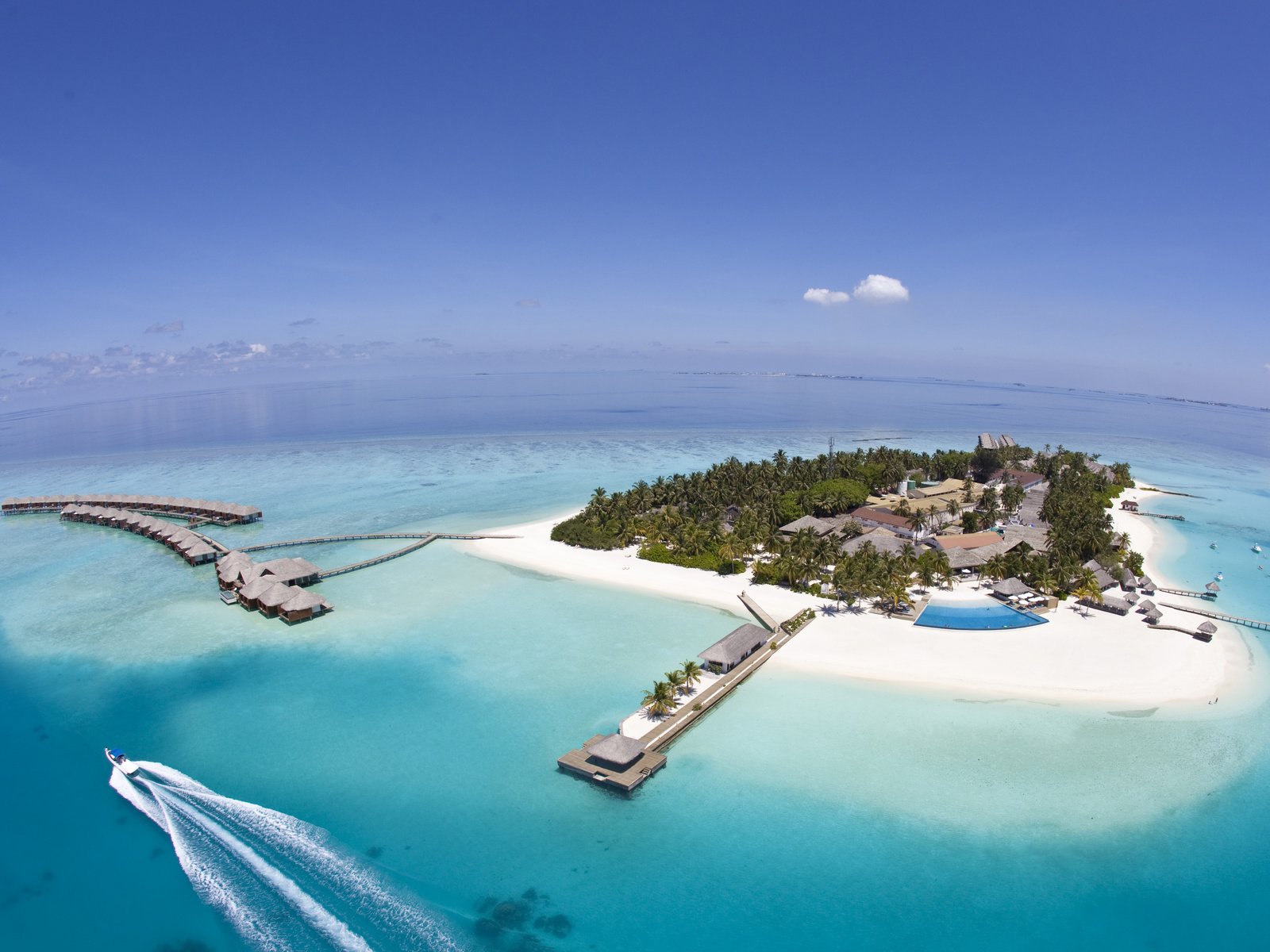 Остров Velassaru Maldives