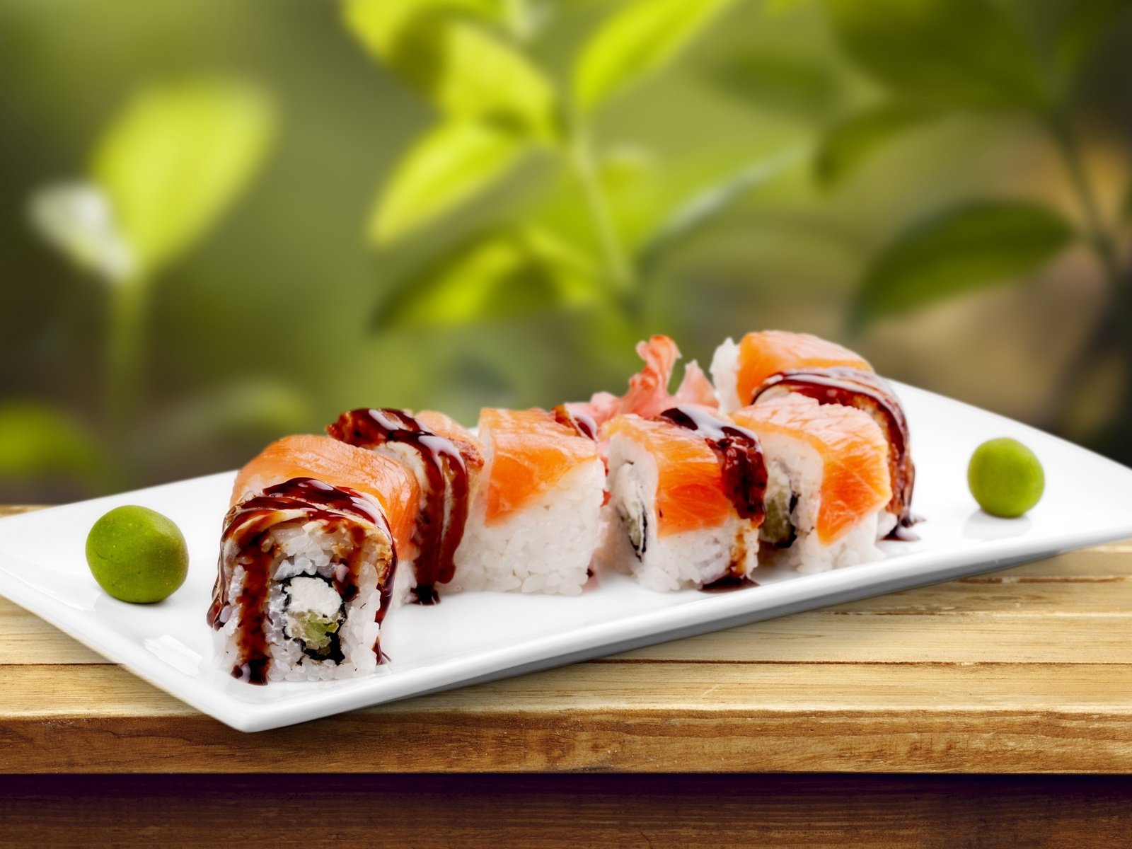 Обои суши, роллы, японская кухня, sushi, rolls, japanese cuisine разрешение 2880x1800 Загрузить