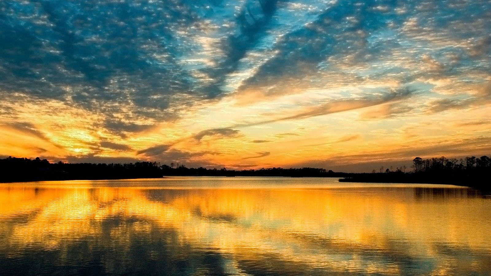 Обои небо, вода, вечер, озеро, берег, закат, the sky, water, the evening, lake, shore, sunset разрешение 1920x1080 Загрузить