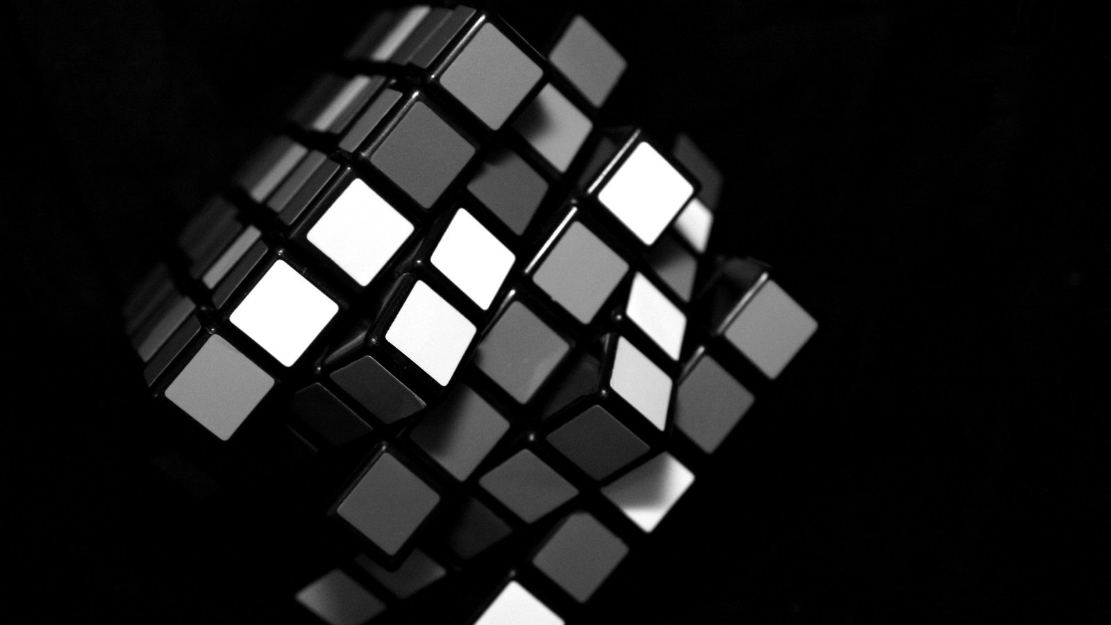 Обои черный, белый, кубик рубика, black, white, rubik's cube разрешение 3888x2592 Загрузить