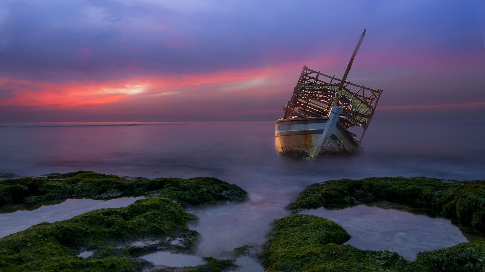 Обои небо, природа, закат, море, корабль, the sky, nature, sunset, sea, ship разрешение 2047x1249 Загрузить