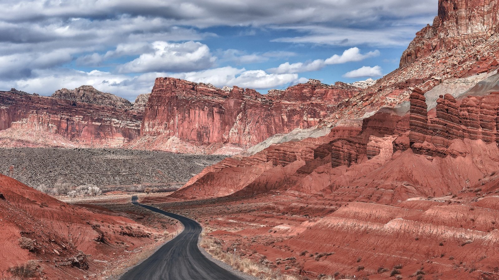 Обои дорога, горы, пейзаж, capitol reef national park, road, mountains, landscape разрешение 4638x3072 Загрузить