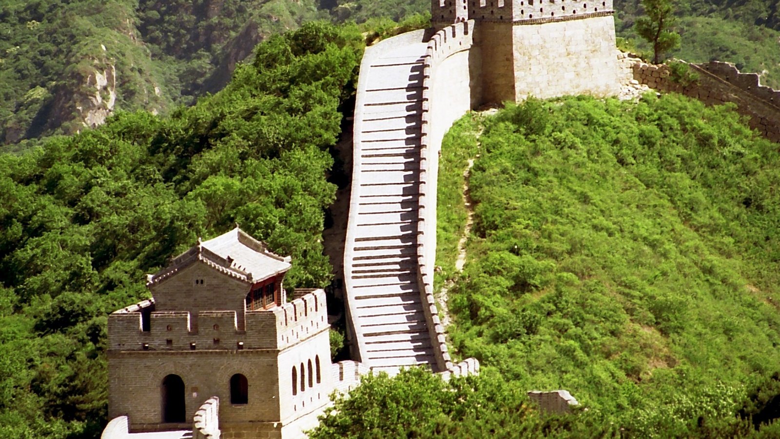 Обои горы, холмы, китай, великая китайская стена, растительность, mountains, hills, china, the great wall of china, vegetation разрешение 1920x1440 Загрузить