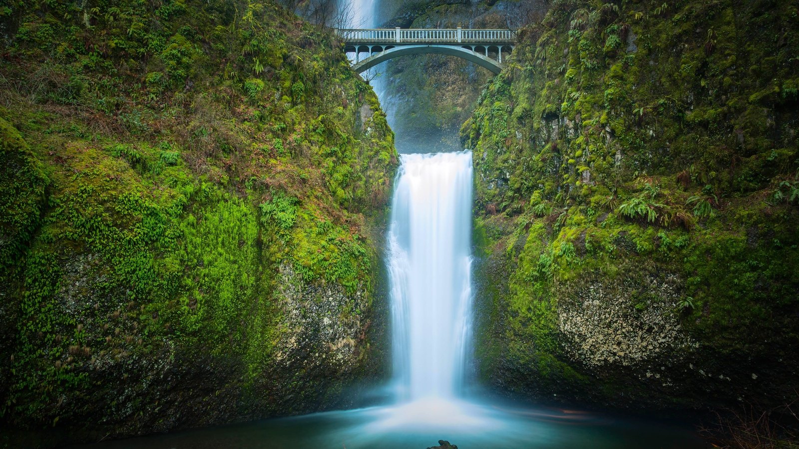 Обои мост, водопад, сша, сумерки, орегон, водопад малтнома, bridge, waterfall, usa, twilight, oregon, the multnomah falls разрешение 5304x3536 Загрузить