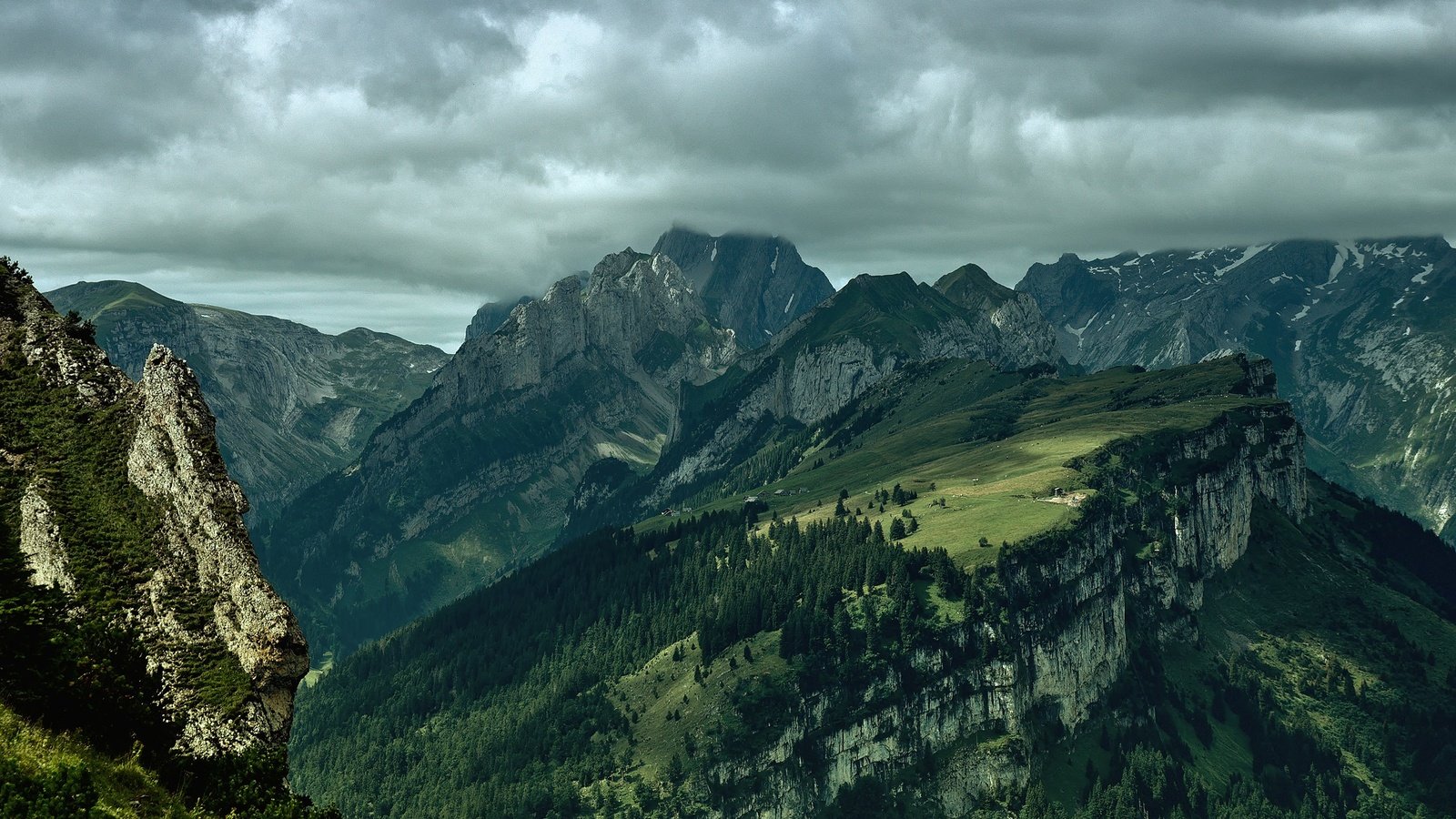 Обои небо, облака, горы, швейцария, alpstein, the sky, clouds, mountains, switzerland разрешение 2560x1600 Загрузить