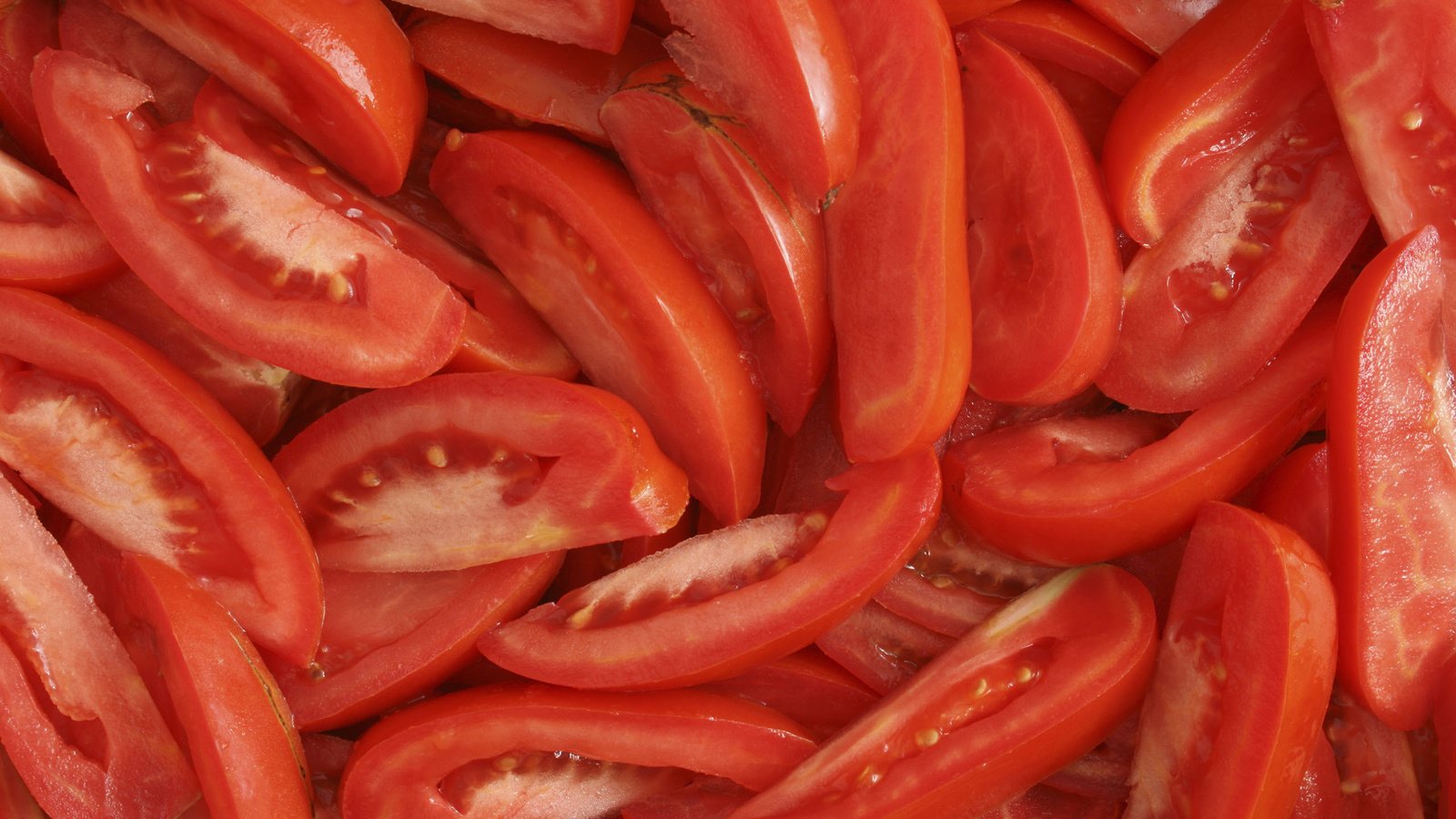 Обои овощи, дольки, помидоры, томаты, vegetables, slices, tomatoes разрешение 2560x1600 Загрузить