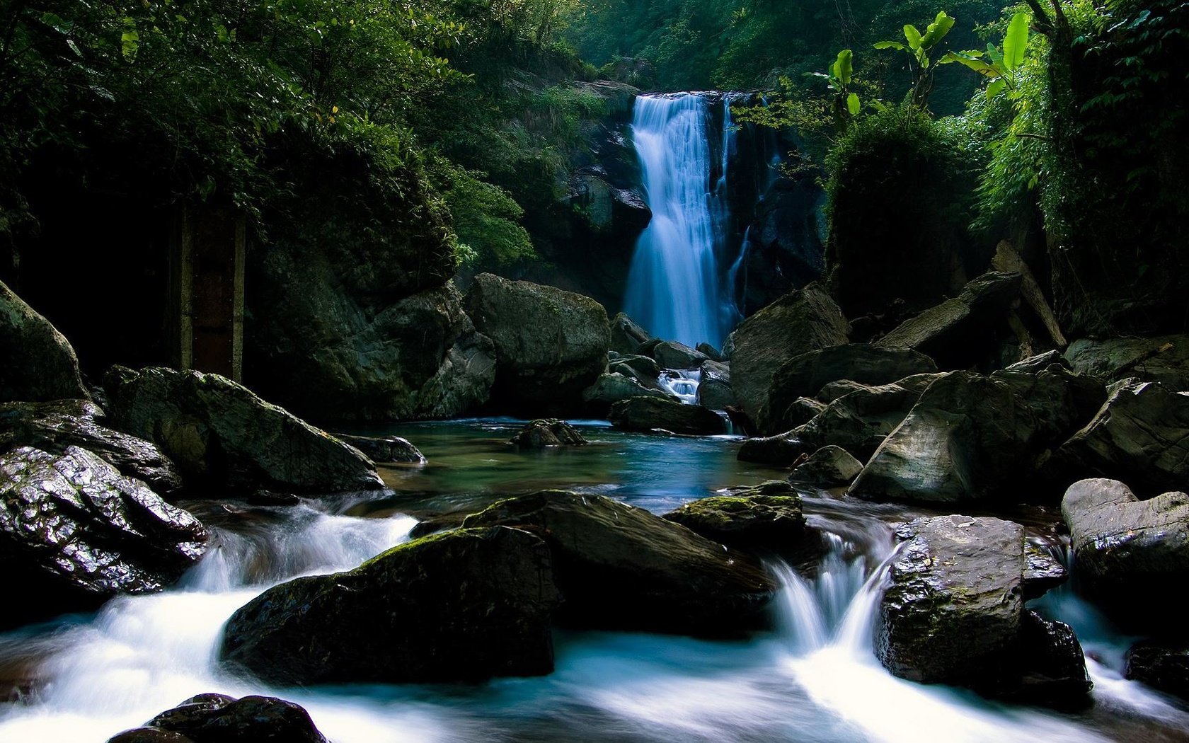 Обои река, камни, водопад, тропики, горный, river, stones, waterfall, tropics, mountain разрешение 1920x1080 Загрузить