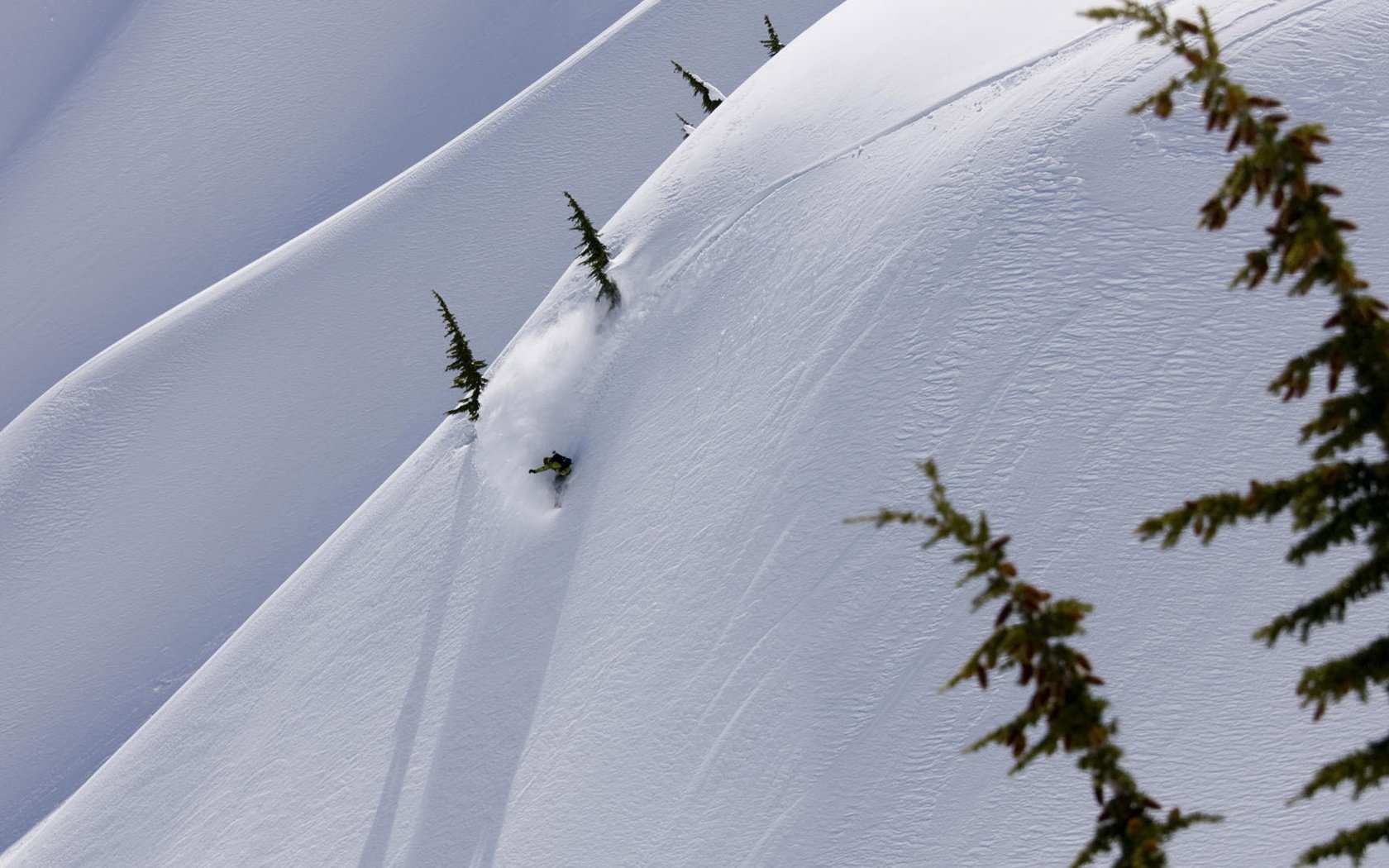 Обои горы, снег, спуск, зима, склон, сноуборд, сноубордист, mountains, snow, the descent, winter, slope, snowboard, snowboarder разрешение 1920x1080 Загрузить