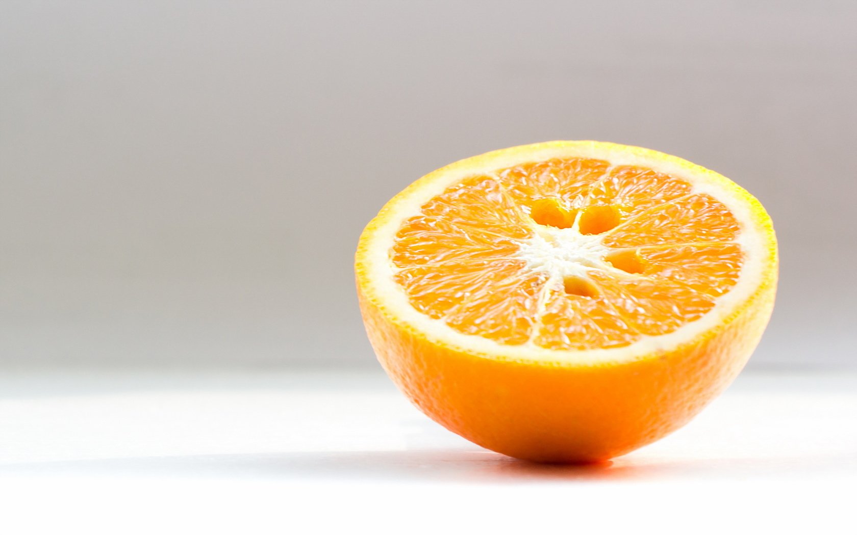 Обои фрукты, апельсин, половина, цитрусы, fruit, orange, half, citrus разрешение 2560x1600 Загрузить