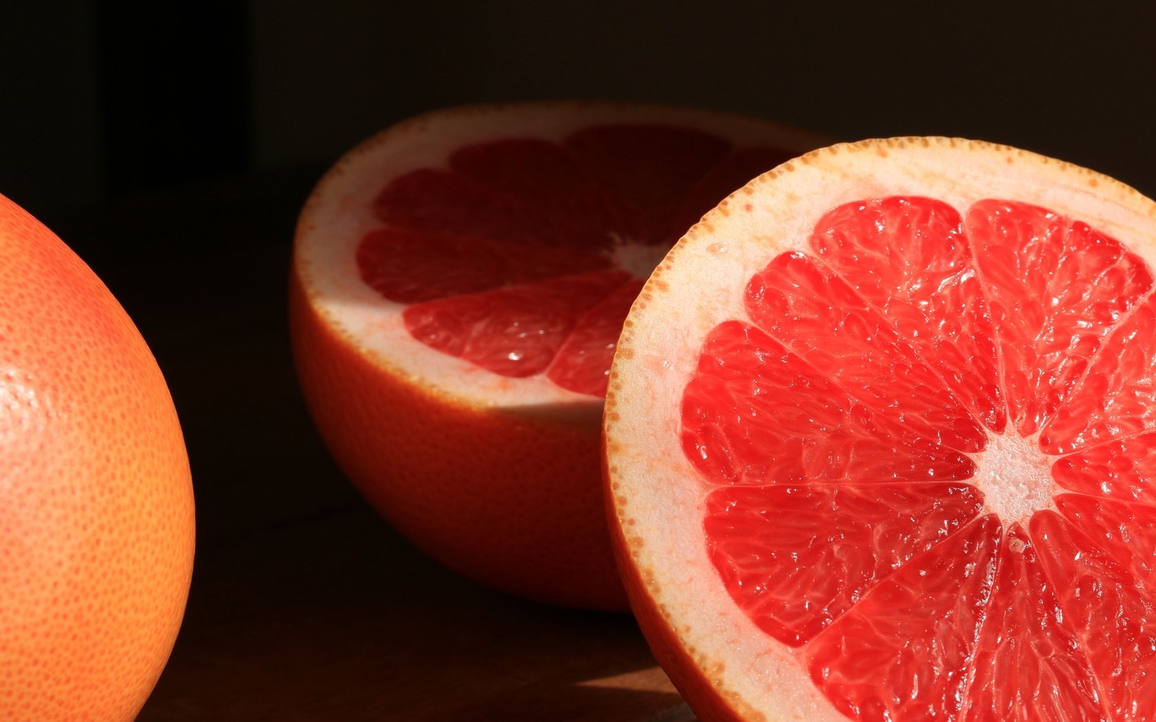 Обои фон, фрукты, цитрус, дольки, грейпфрут, background, fruit, citrus, slices, grapefruit разрешение 2048x1365 Загрузить