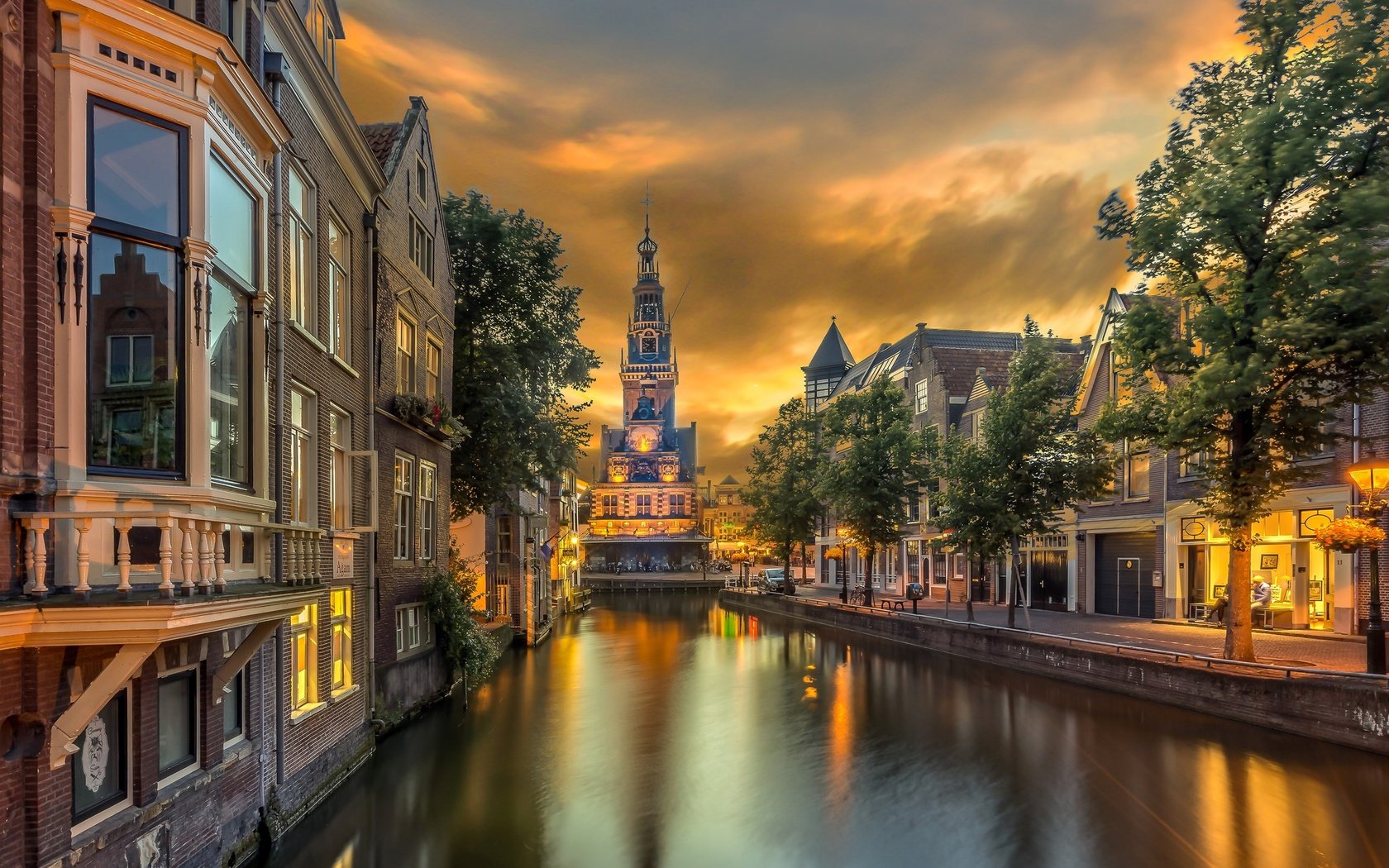 Обои канал, башня, дома, нидерланды, алкмар, channel, tower, home, netherlands, alkmaar разрешение 2048x1329 Загрузить
