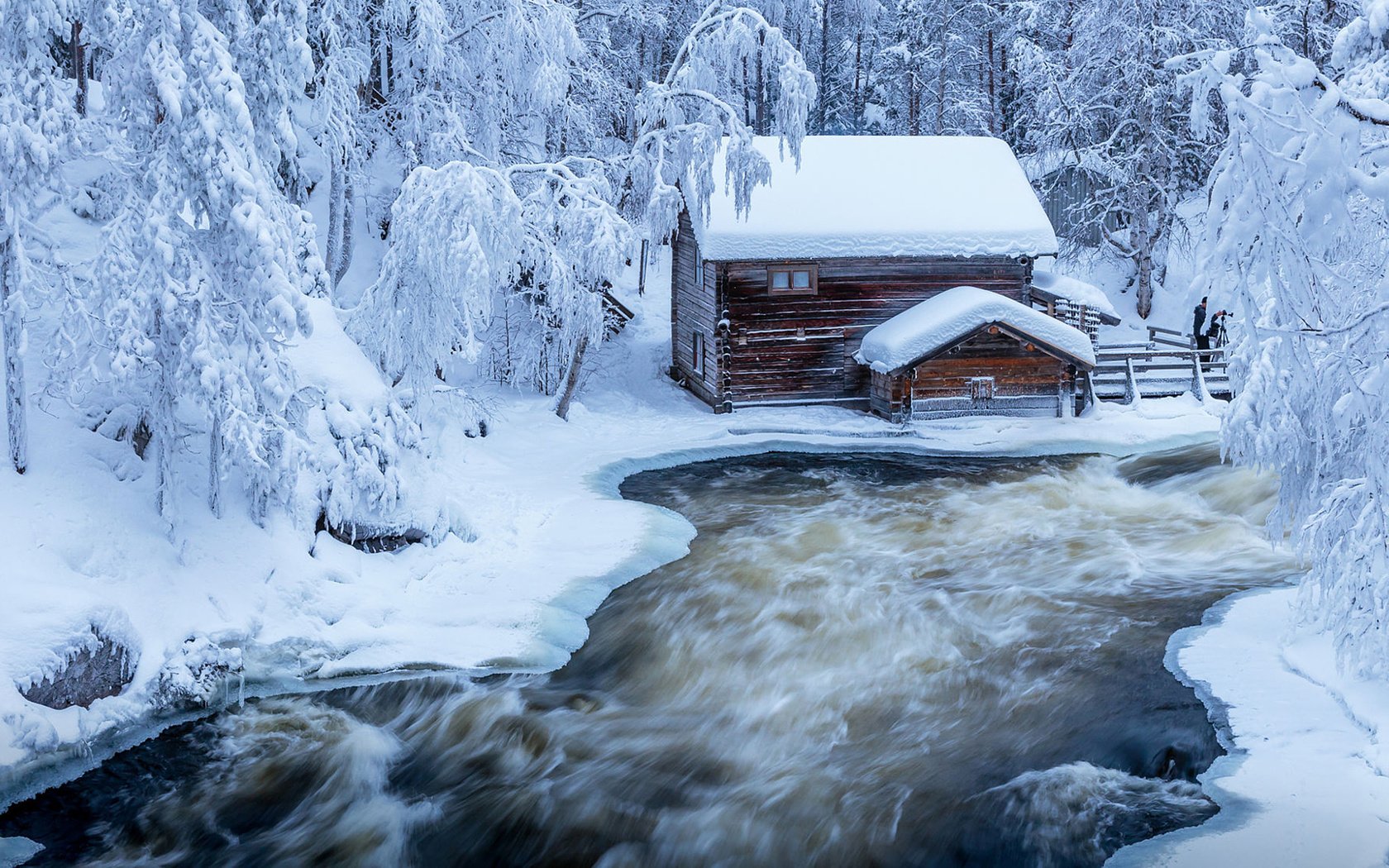 Обои река, природа, лес, зима, домик, jari ehrstrom, river, nature, forest, winter, house разрешение 1920x1080 Загрузить
