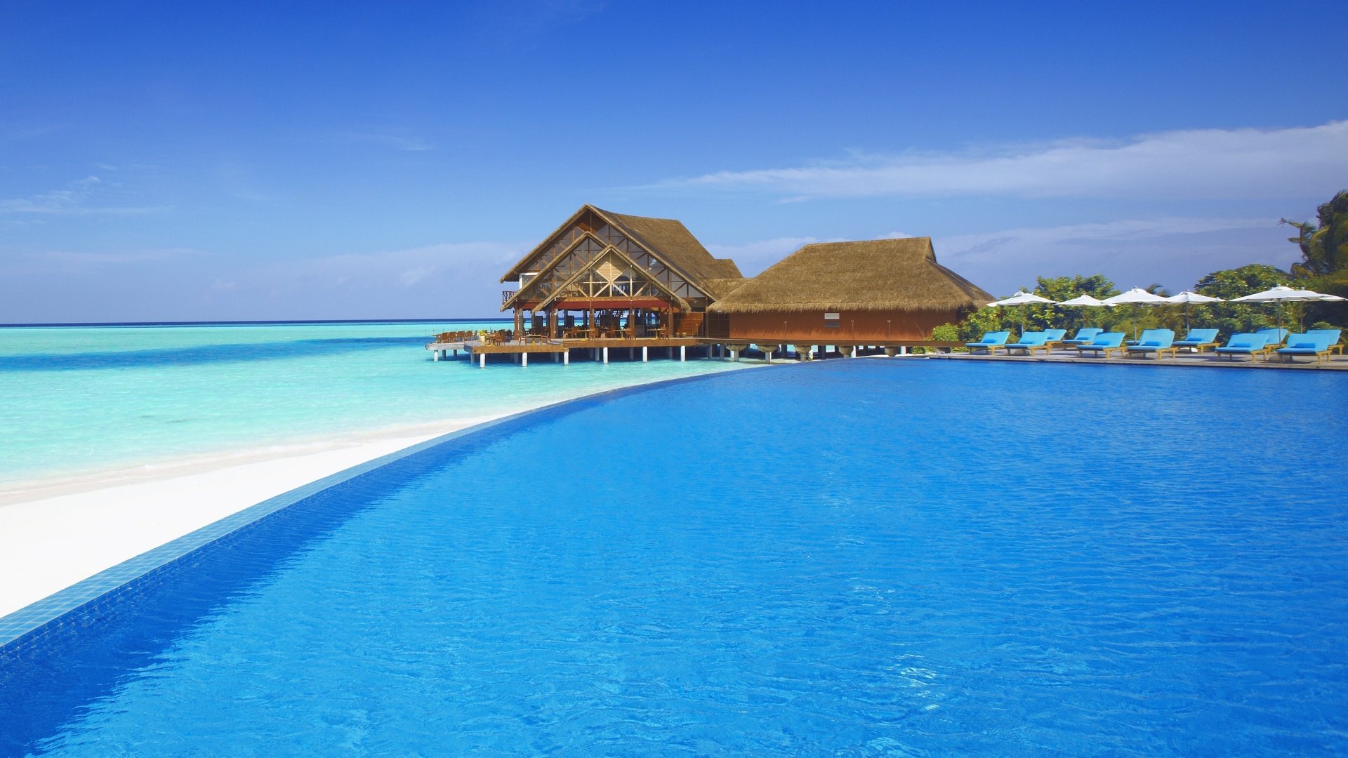 Обои пляж, бунгало, тропики, мальдивы, beach, bungalow, tropics, the maldives разрешение 4142x3135 Загрузить