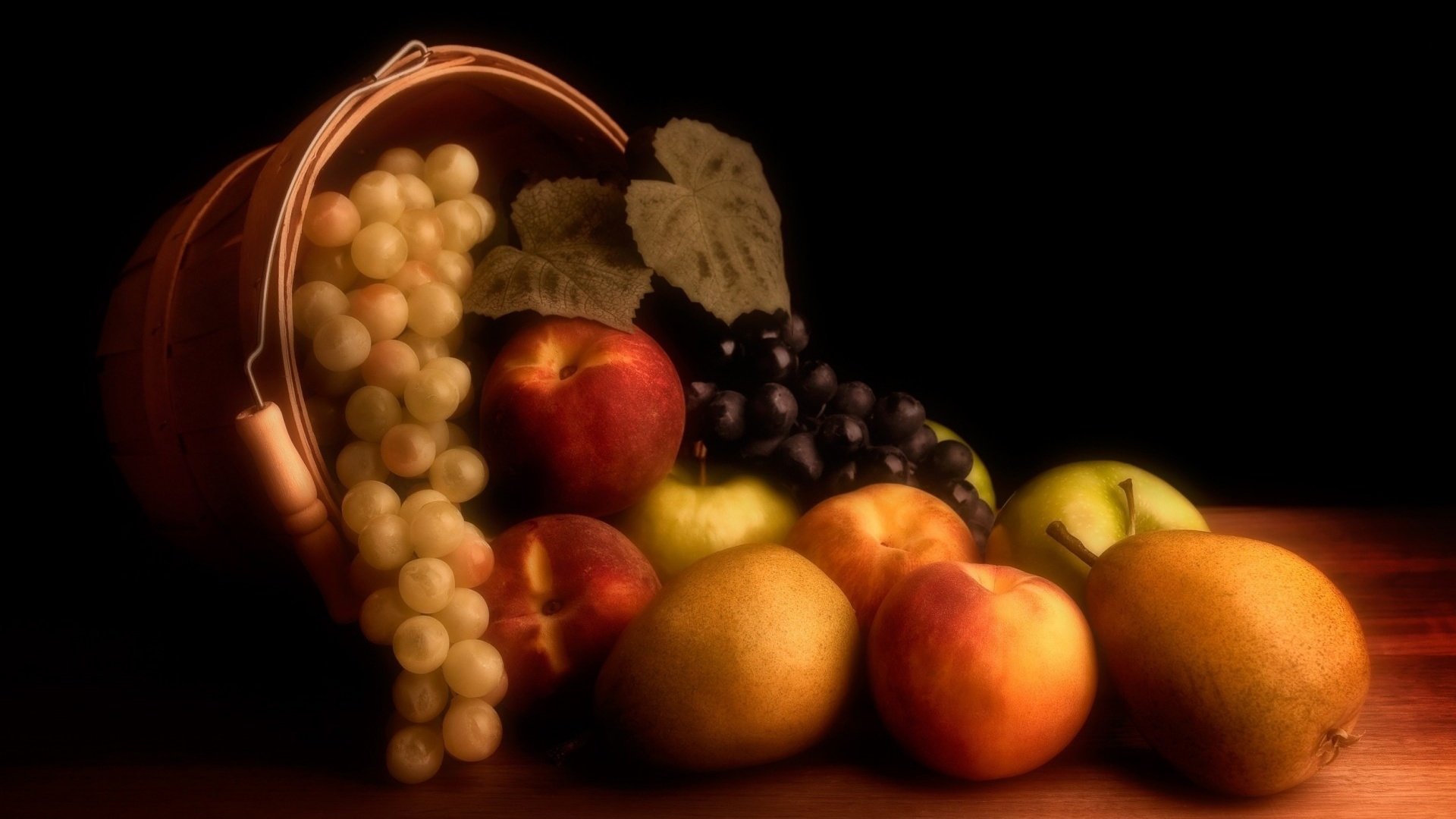 Обои виноград, фрукты, яблоки, персики, натюрморт, груши, grapes, fruit, apples, peaches, still life, pear разрешение 1920x1280 Загрузить