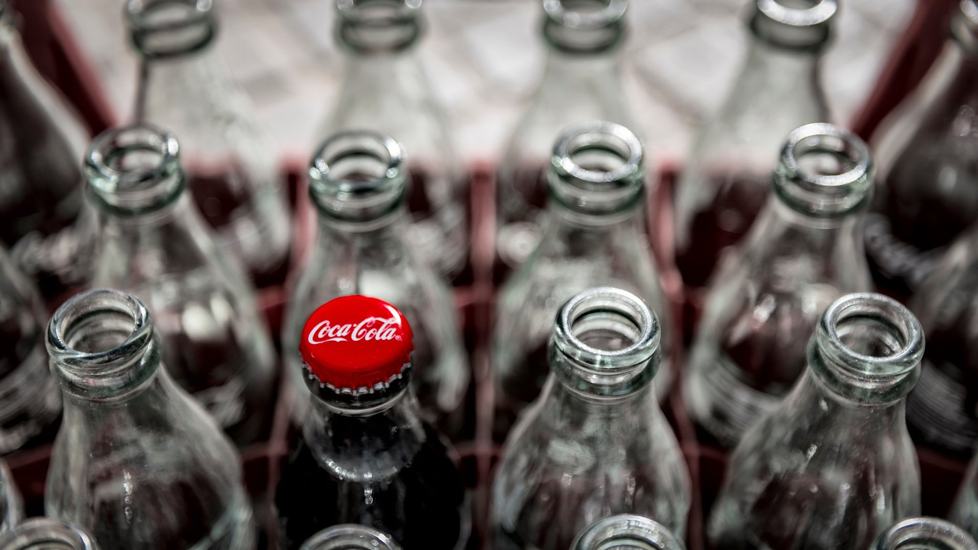 Обои макро, напиток, бутылки, кока-кола, macro, drink, bottle, coca-cola разрешение 1920x1200 Загрузить