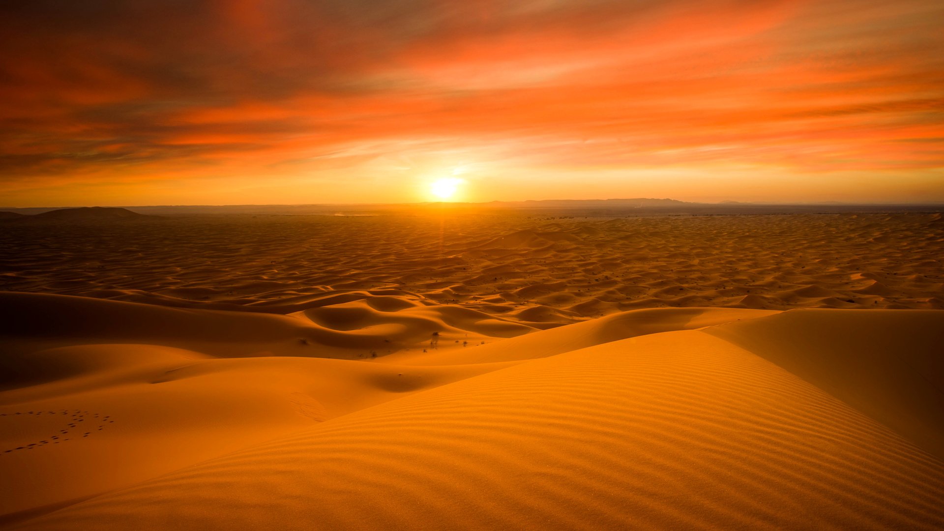 Обои солнце, закат, песок, горизонт, пустыня, дюны, сахара, the sun, sunset, sand, horizon, desert, dunes, sugar разрешение 5232x3057 Загрузить