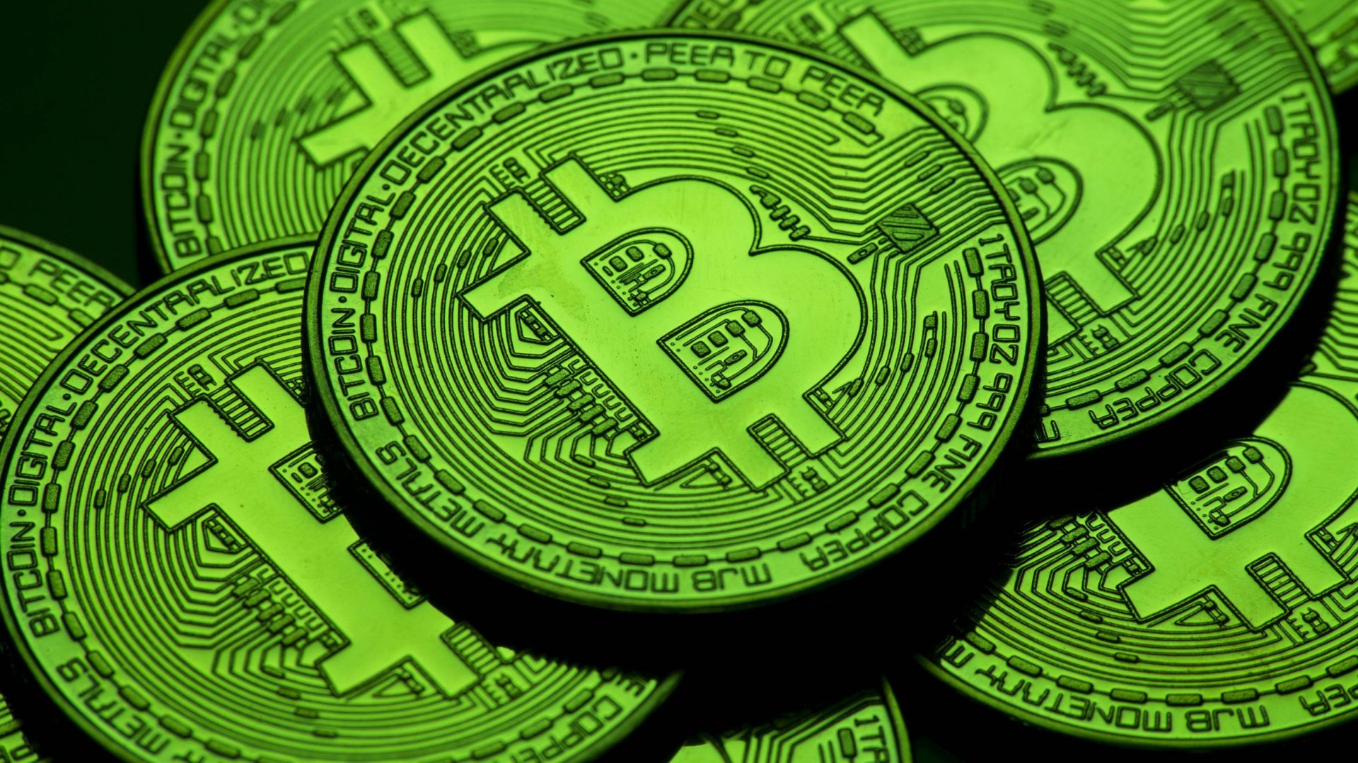 Обои зелёный, монеты, btc, биткоин, green, coins, bitcoin разрешение 2112x1188 Загрузить