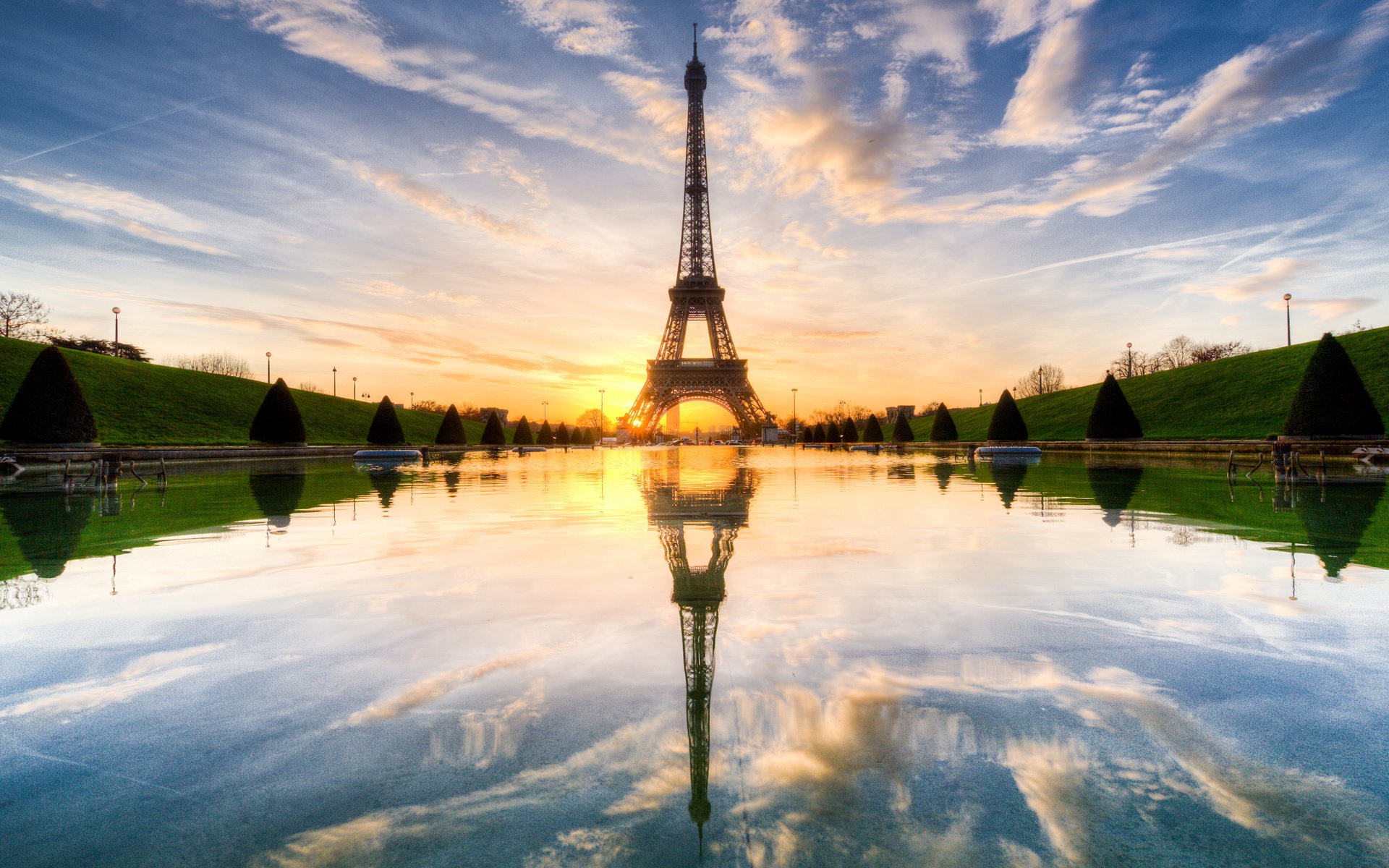 Обои закат, отражение, париж, франция, зарево, эйфелева башня, sunset, reflection, paris, france, glow, eiffel tower разрешение 5029x3353 Загрузить