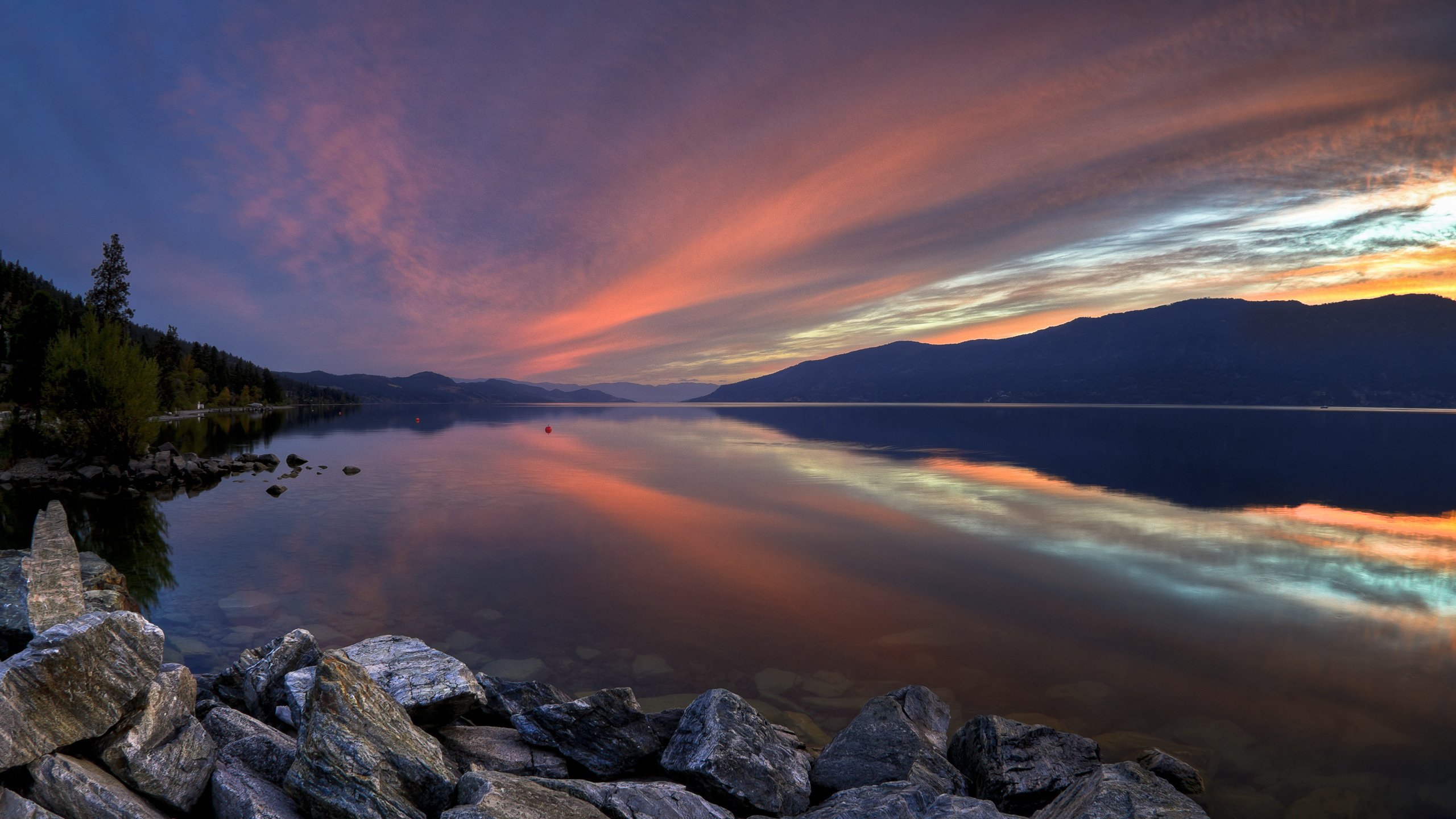 Обои озеро, горы, закат, lake, mountains, sunset разрешение 2560x1600 Загрузить