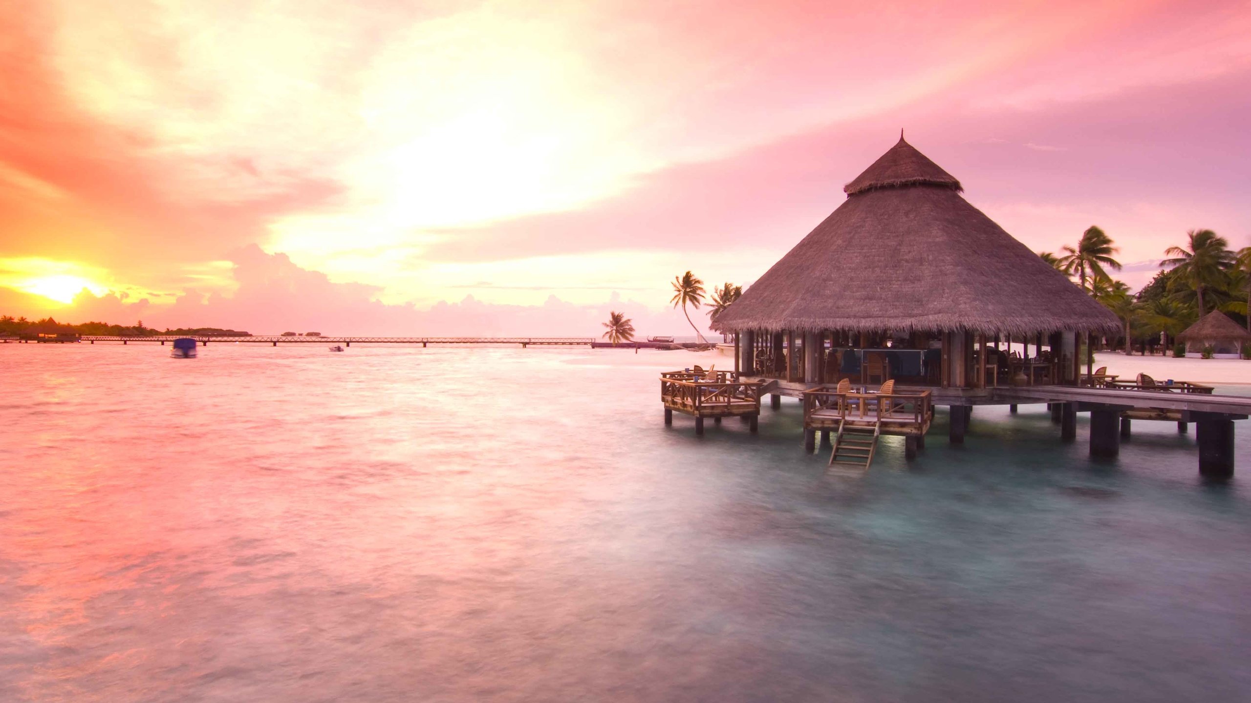 Обои закат, бунгало, тропики, мальдивы, sunset, bungalow, tropics, the maldives разрешение 4228x2732 Загрузить