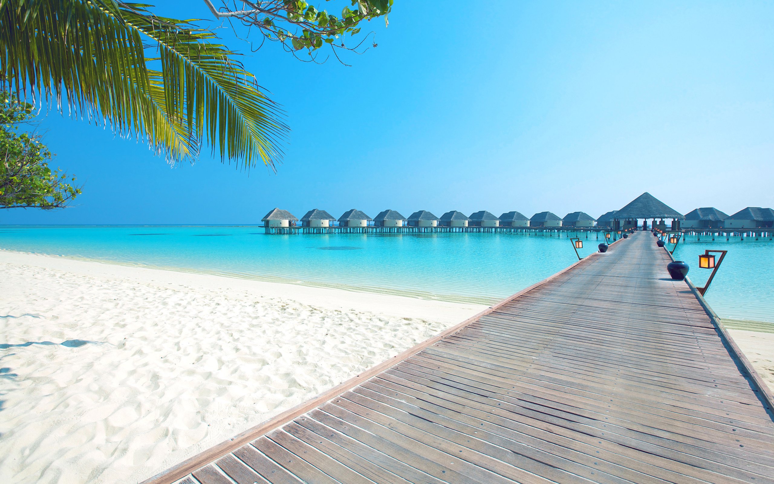 Обои море, пляж, бунгало, тропики, мальдивы, sea, beach, bungalow, tropics, the maldives разрешение 4365x2860 Загрузить