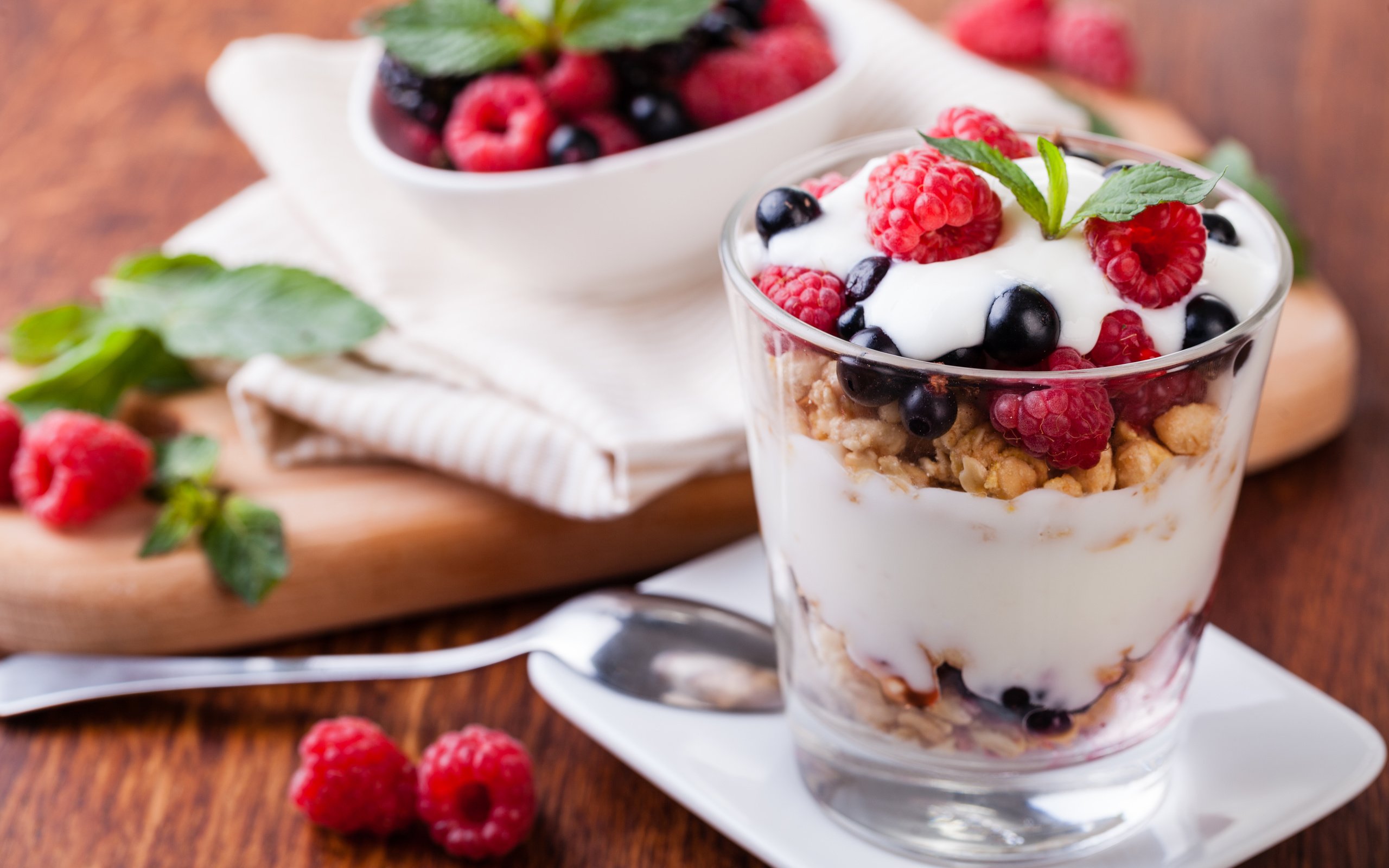 Обои малина, ягоды, десерт, хлопья, йогурт, raspberry, berries, dessert, cereal, yogurt разрешение 5616x3744 Загрузить