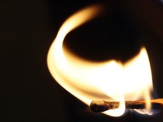 Обои пламя, огонь, спичка, flame, fire, match разрешение 1920x1440 Загрузить