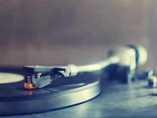 Обои стиль, макро, винил, грампластинка, арт. креатив, проигрователь, style, macro, vinyl, the record, art. creative, player разрешение 1920x1080 Загрузить