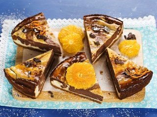 Обои апельсин, шоколад, сладкое, кусочки, торт, десерт, пирог, чизкейк, orange, chocolate, sweet, pieces, cake, dessert, pie, cheesecake разрешение 1920x1268 Загрузить