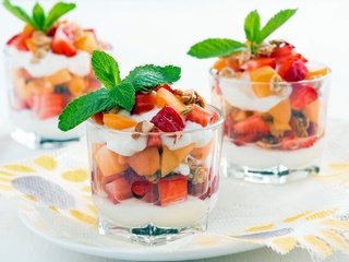 Обои мята, фрукты, ягоды, десерт, фруктовый салат, mint, fruit, berries, dessert, fruit salad разрешение 2048x1367 Загрузить