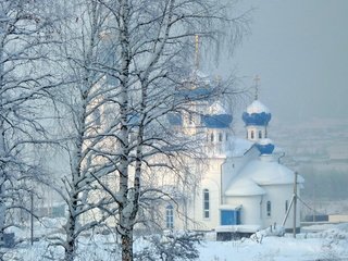 Обои деревья, снег, природа, зима, церковь, trees, snow, nature, winter, church разрешение 3264x2176 Загрузить