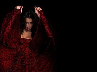 Обои девушка, брюнетка, черный фон, красное платье, girl, brunette, black background, red dress разрешение 1920x1200 Загрузить