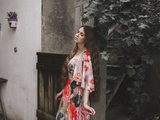 Обои девушка, платье, грусть, волосы, лицо, mara saiz, girl, dress, sadness, hair, face разрешение 2048x1365 Загрузить