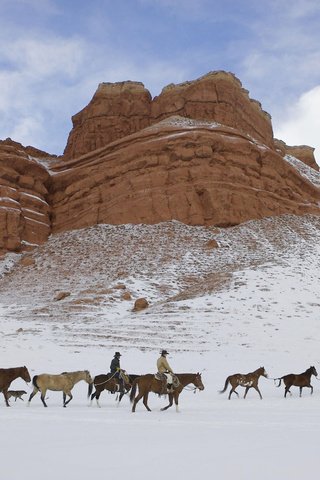 Обои скалы, снег, ковбои, rocks, snow, cowboys разрешение 2000x1333 Загрузить