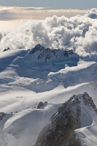 Обои облака, горы, снег, вершины, clouds, mountains, snow, tops разрешение 1920x1200 Загрузить